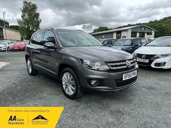 Volkswagen - Tiguan