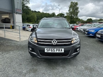 Used Volkswagen Tiguan 2016 for sale - 76034994: Photo 2