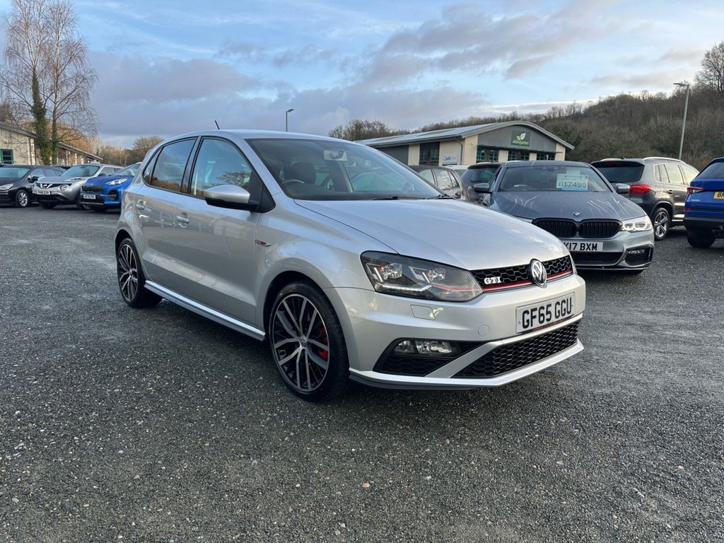 Used Volkswagen Polo 2015 for sale - 77122309: Photo 1