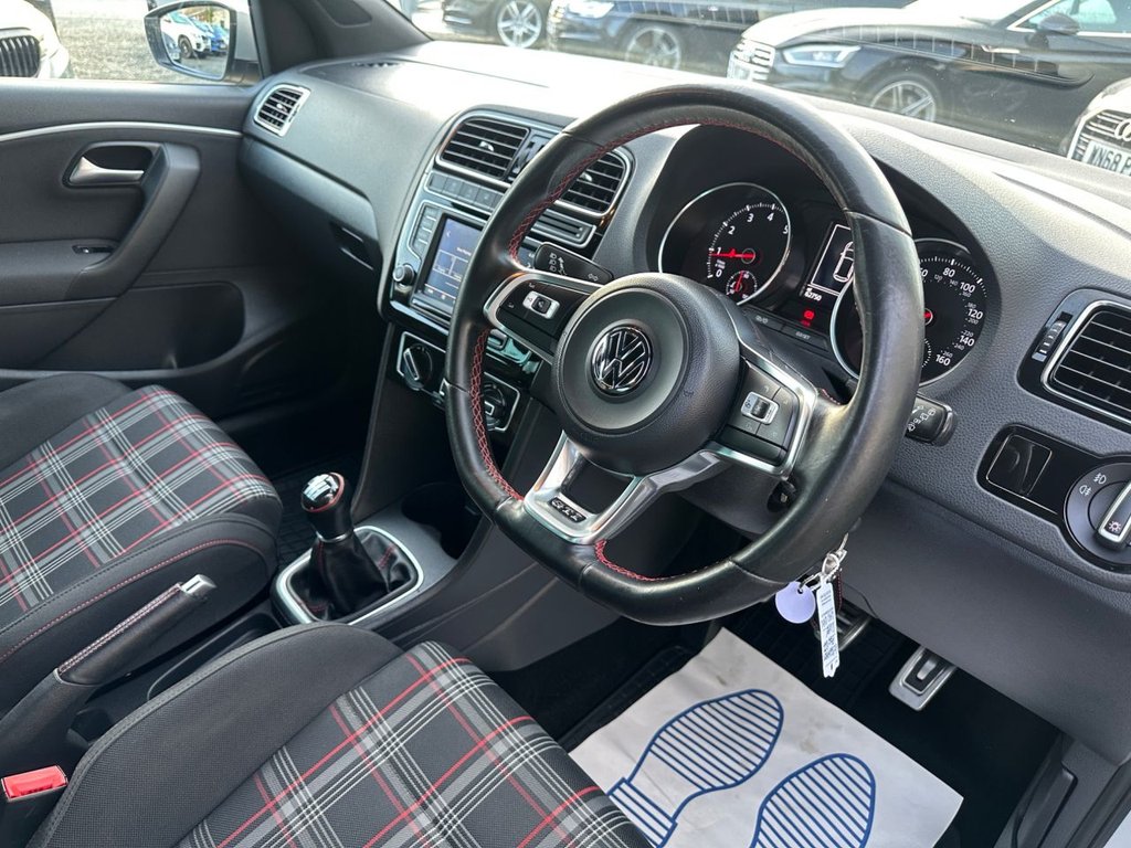 Used Volkswagen Polo 2015 for sale - 77122309: Photo 10