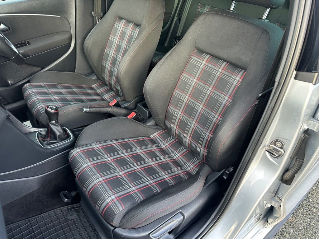 Used Volkswagen Polo 2015 for sale - 77122309: Photo 14