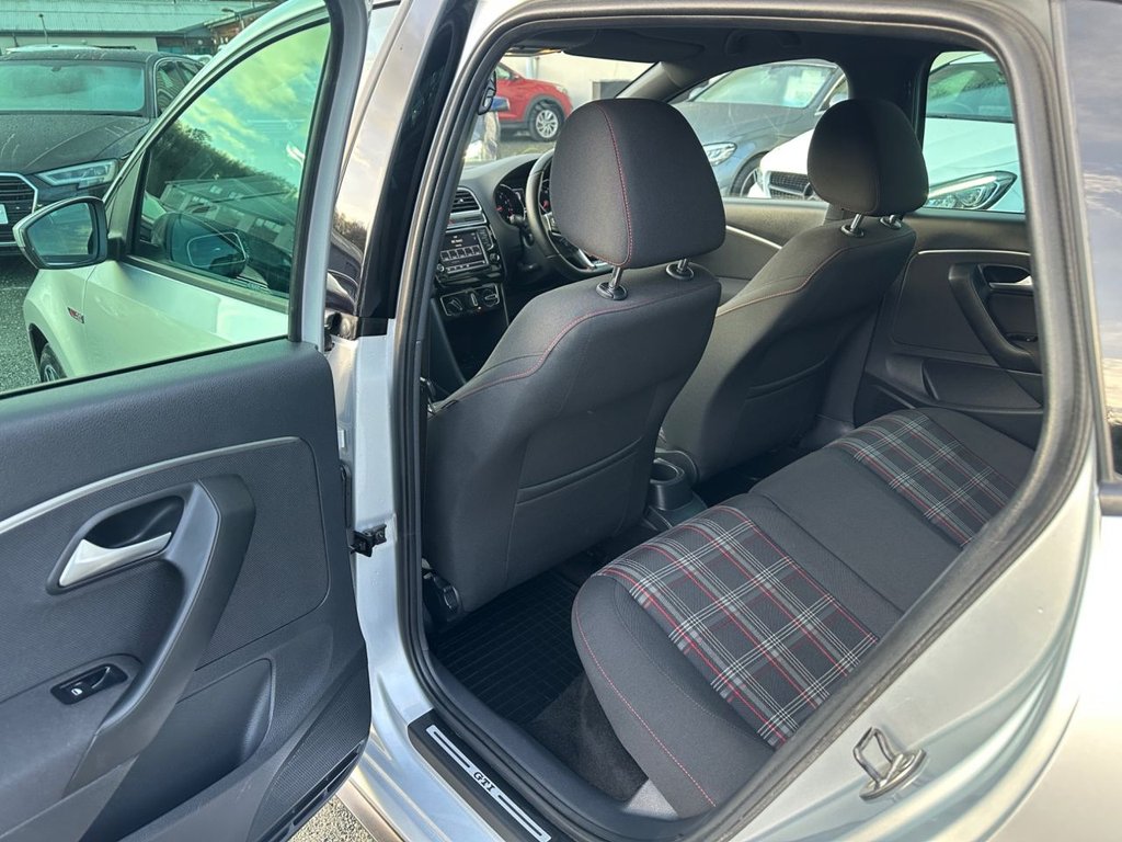 Used Volkswagen Polo 2015 for sale - 77122309: Photo 15