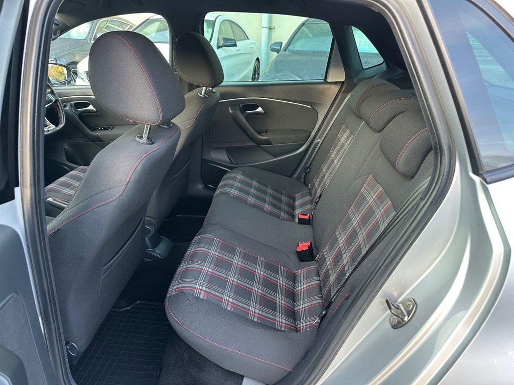 Used Volkswagen Polo 2015 for sale - 77122309: Photo 16