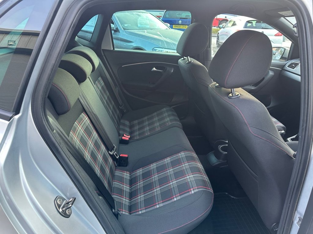 Used Volkswagen Polo 2015 for sale - 77122309: Photo 18