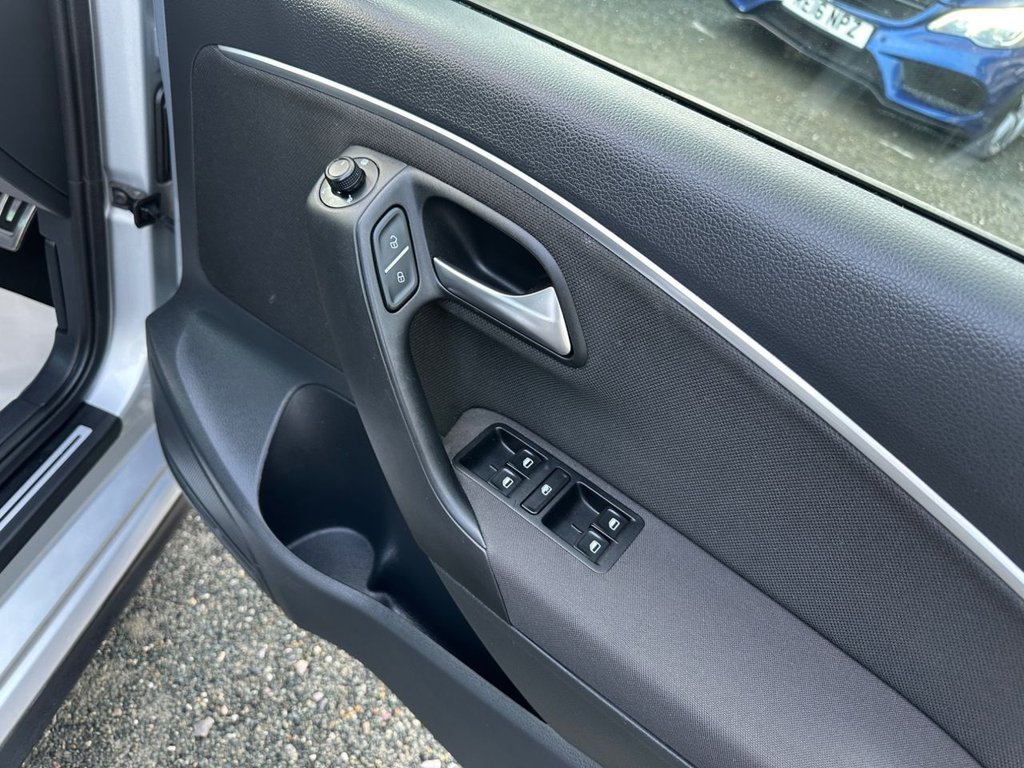 Used Volkswagen Polo 2015 for sale - 77122309: Photo 35