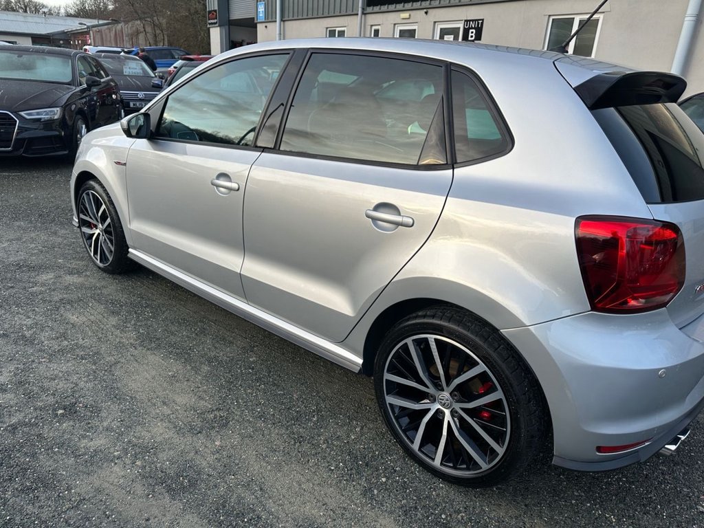 Used Volkswagen Polo 2015 for sale - 77122309: Photo 40