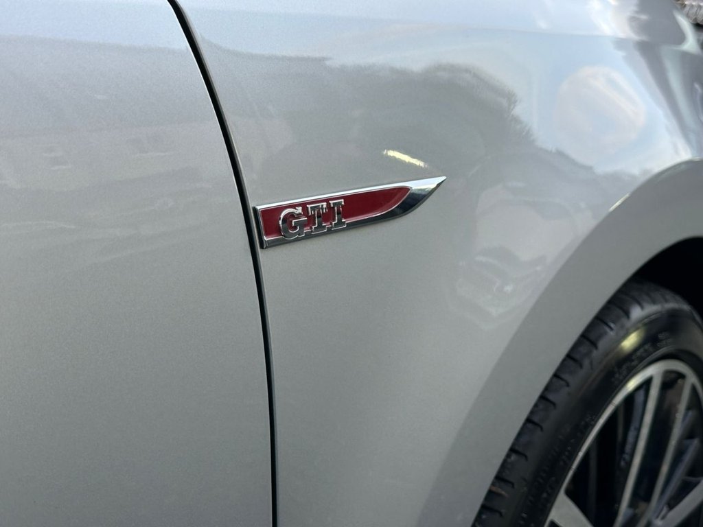 Used Volkswagen Polo 2015 for sale - 77122309: Photo 49