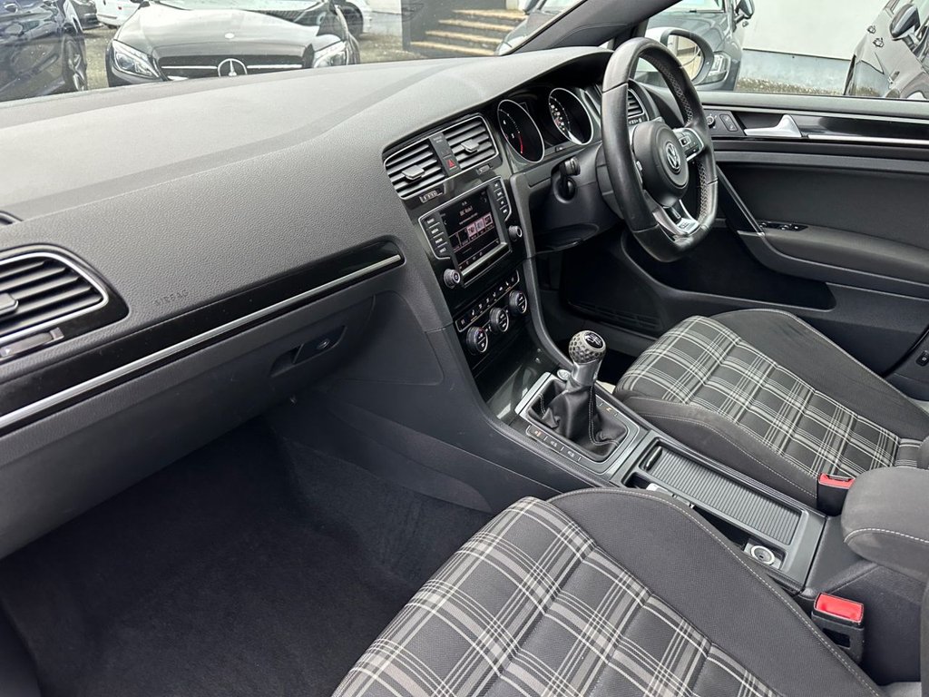 Used Volkswagen Golf 2016 for sale - 77621804: Photo 13