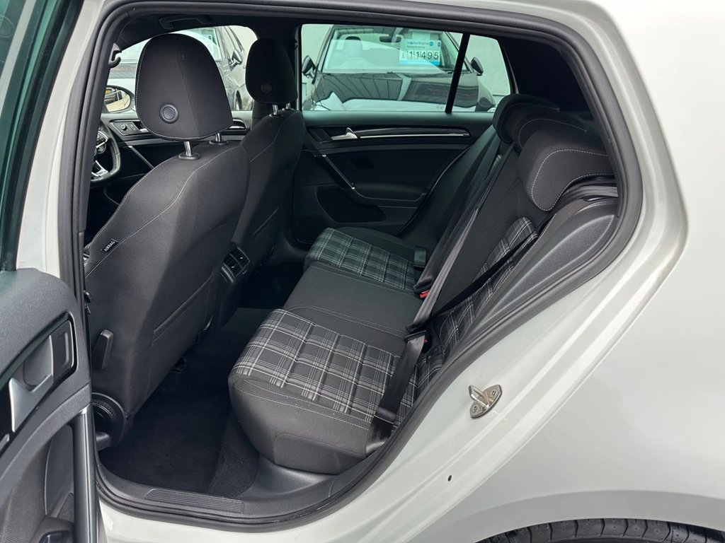 Used Volkswagen Golf 2016 for sale - 77621804: Photo 16
