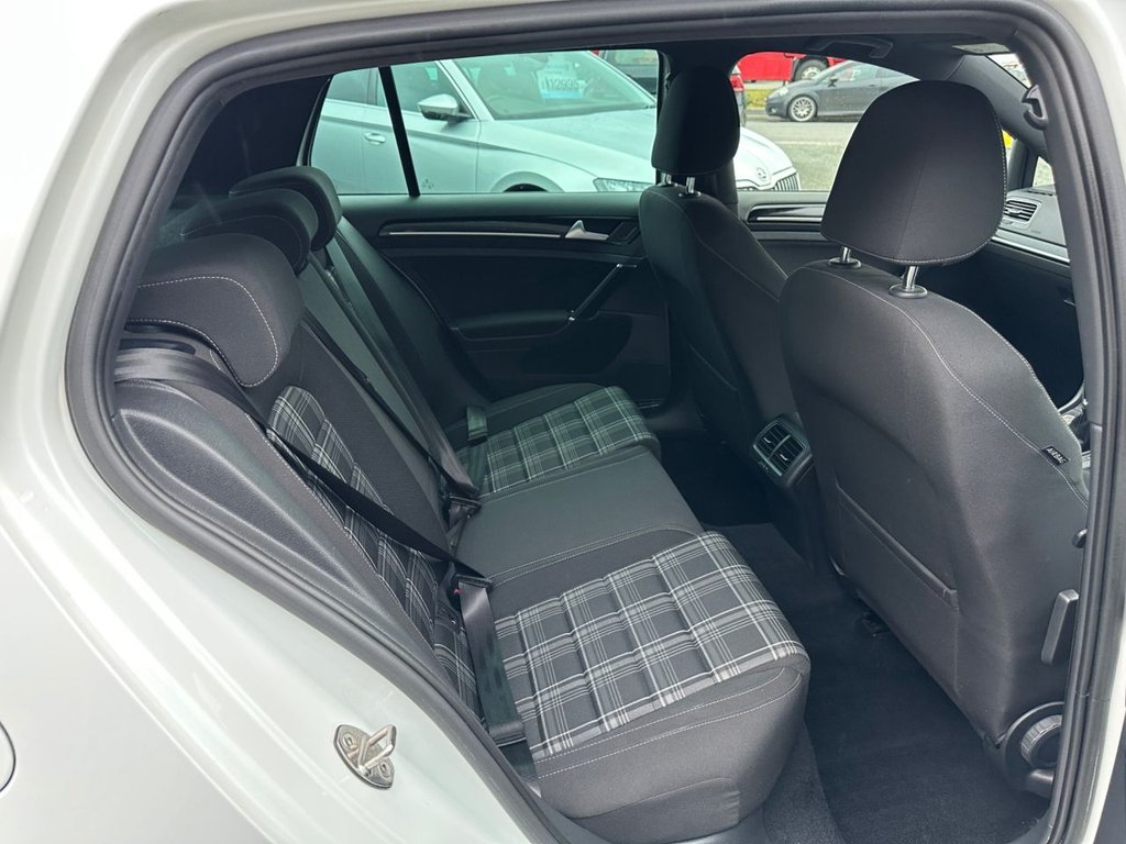 Used Volkswagen Golf 2016 for sale - 77621804: Photo 18