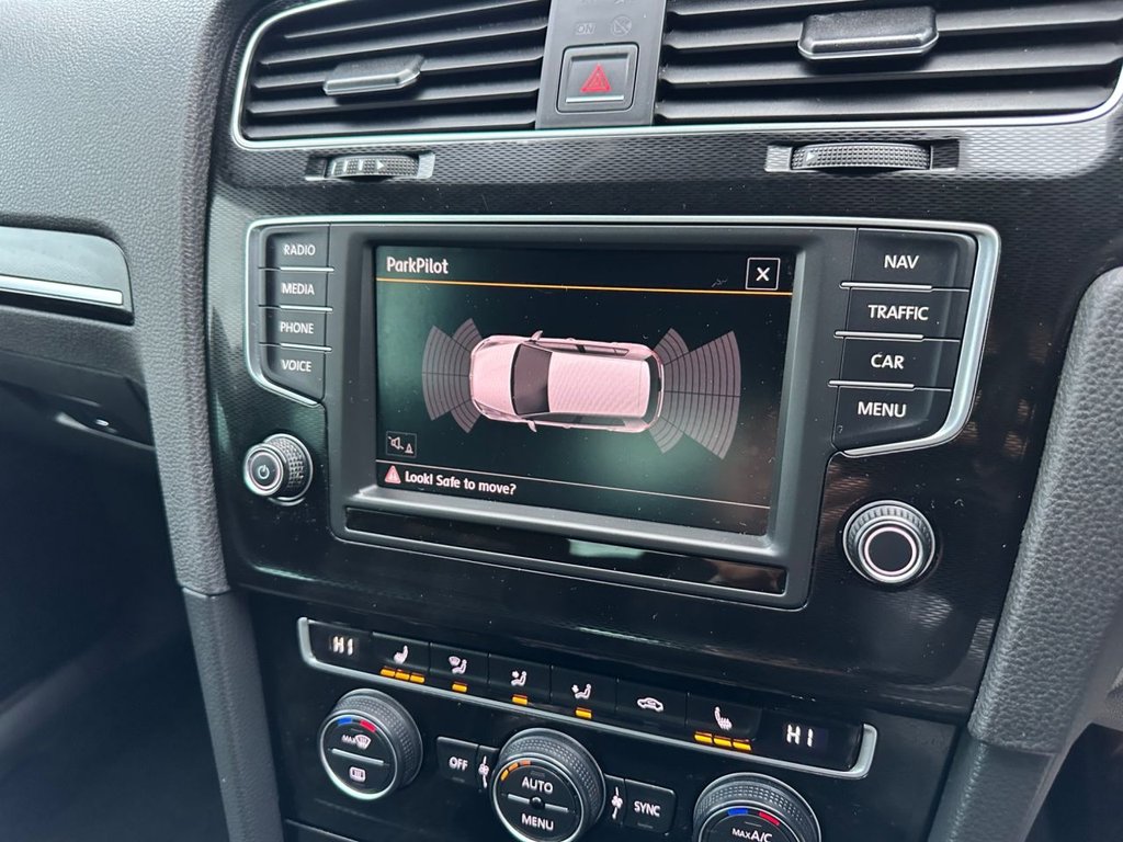 Used Volkswagen Golf 2016 for sale - 77621804: Photo 27