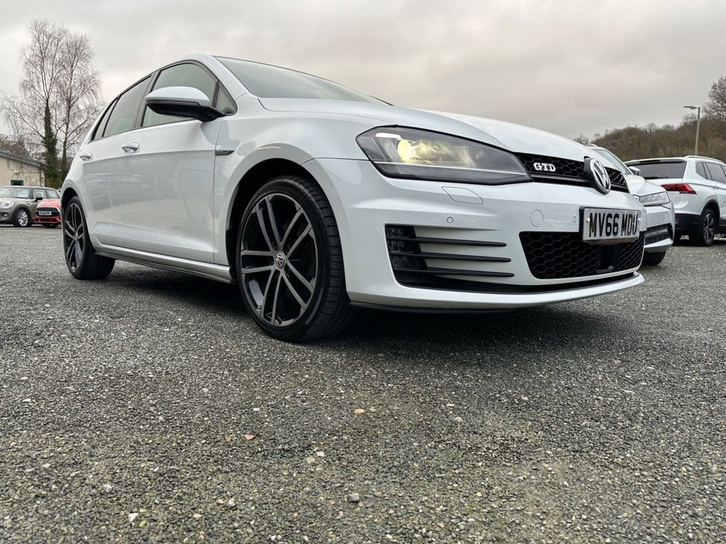 Used Volkswagen Golf 2016 for sale - 77621804: Photo 48