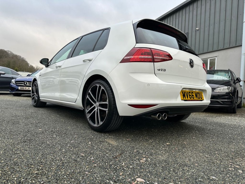 Used Volkswagen Golf 2016 for sale - 77621804: Photo 50