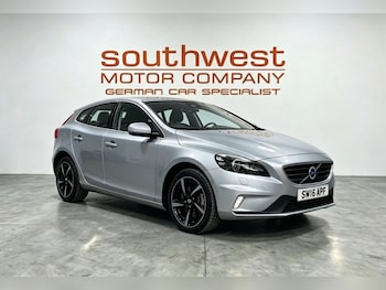 Used Volvo V40 2016 for sale - 79574630: Photo