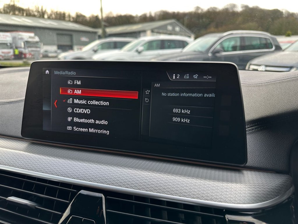 Used BMW 5 Series 2017 for sale - 76470263: Photo 30