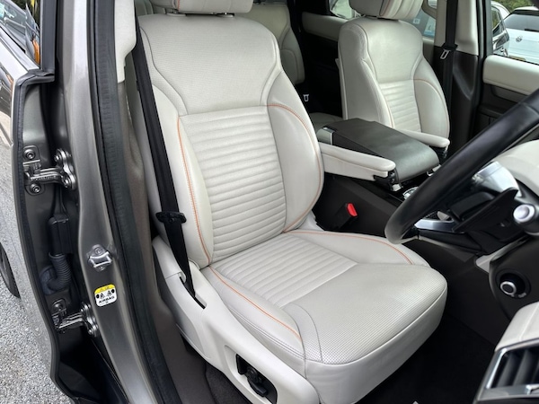 Used Land Rover Discovery 2019 for sale - 76245460: Photo 11
