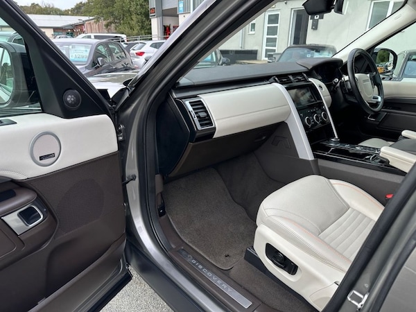 Used Land Rover Discovery 2019 for sale - 76245460: Photo 12