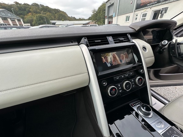 Used Land Rover Discovery 2019 for sale - 76245460: Photo 22