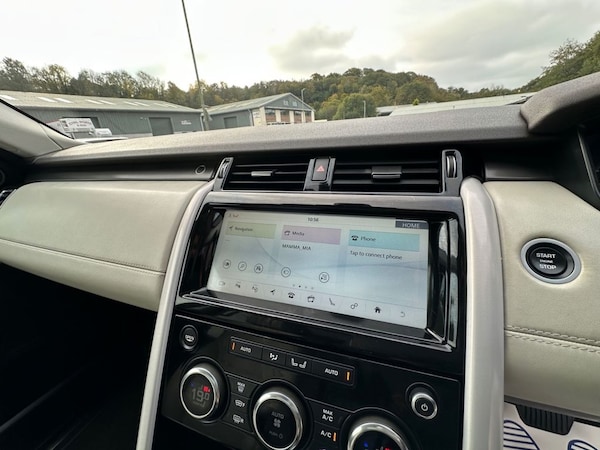 Used Land Rover Discovery 2019 for sale - 76245460: Photo 29