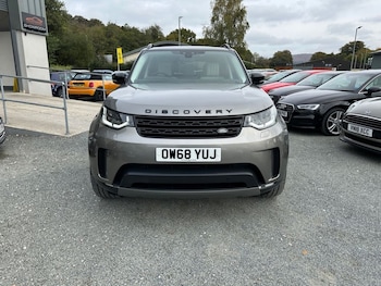 Used Land Rover Discovery 2019 for sale - 76245460: Photo 2