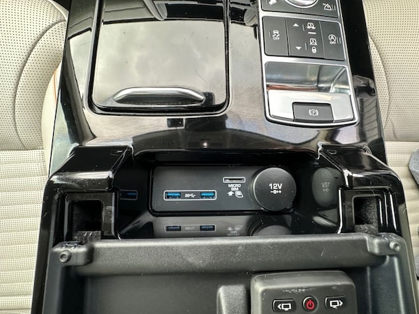 Used Land Rover Discovery 2019 for sale - 76245460: Photo 31
