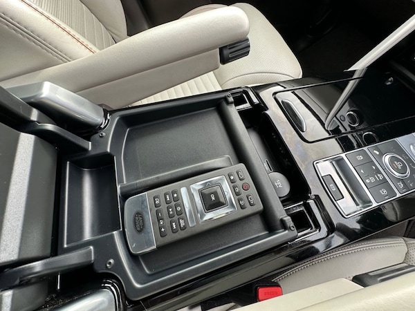 Used Land Rover Discovery 2019 for sale - 76245460: Photo 32