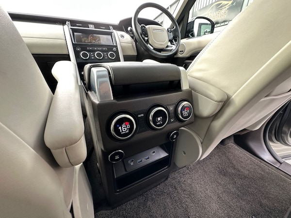 Used Land Rover Discovery 2019 for sale - 76245460: Photo 48