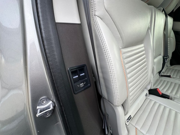 Used Land Rover Discovery 2019 for sale - 76245460: Photo 50