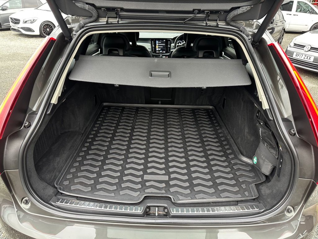 Used Volvo V90 2018 for sale - 77621639: Photo 33