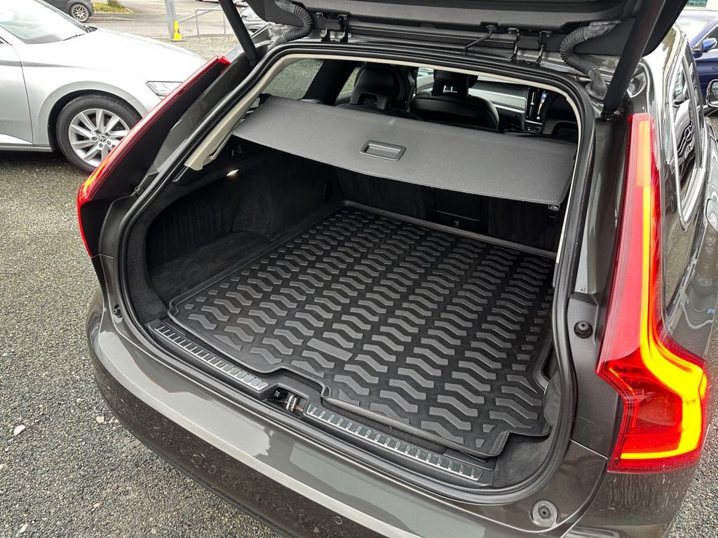 Used Volvo V90 2018 for sale - 77621639: Photo 34