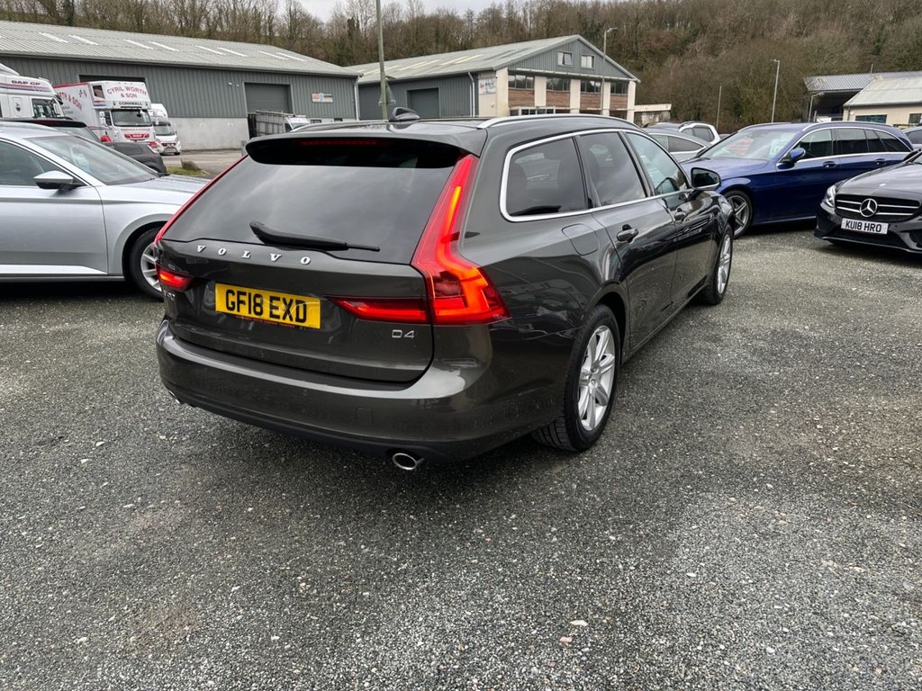 Used Volvo V90 2018 for sale - 77621639: Photo 6