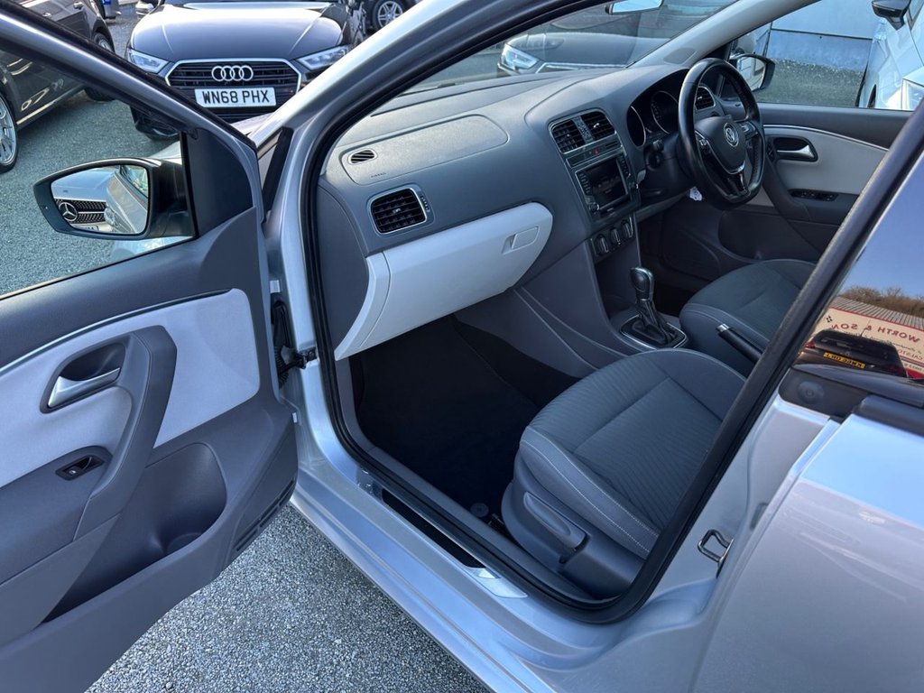 Used Volkswagen Polo 2015 for sale - 77937052: Photo 12