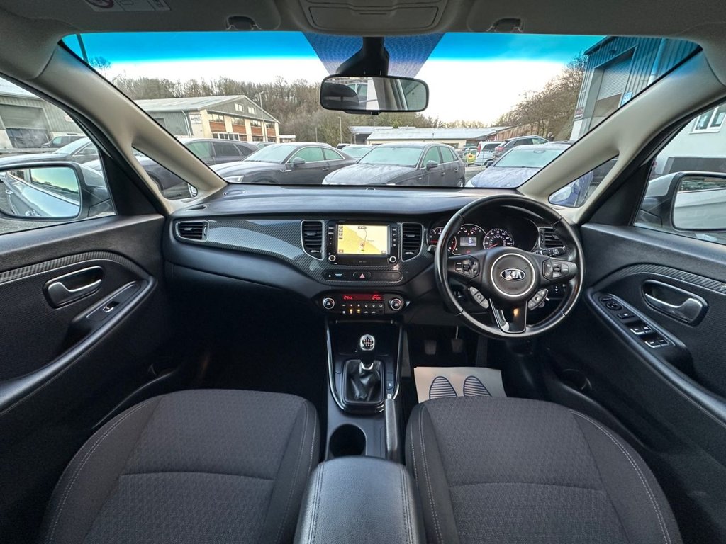 Used Kia Carens 2017 for sale - 77200217: Photo 20