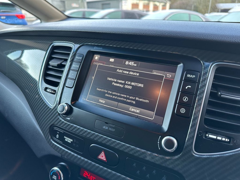 Used Kia Carens 2017 for sale - 77200217: Photo 27