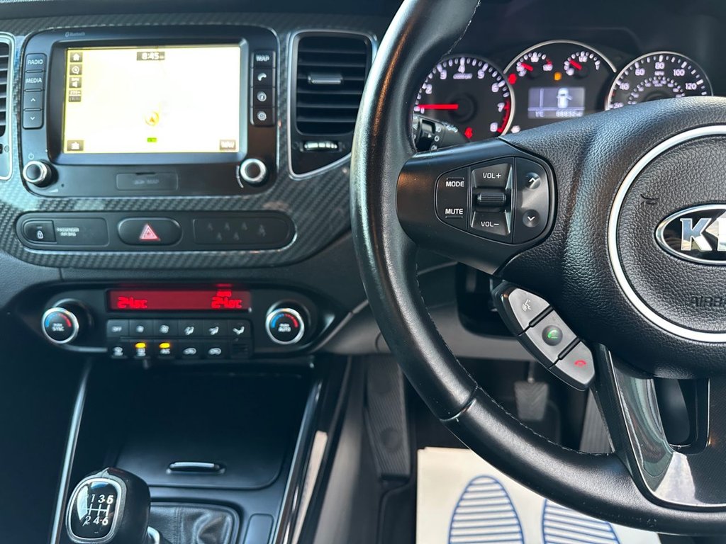 Used Kia Carens 2017 for sale - 77200217: Photo 30