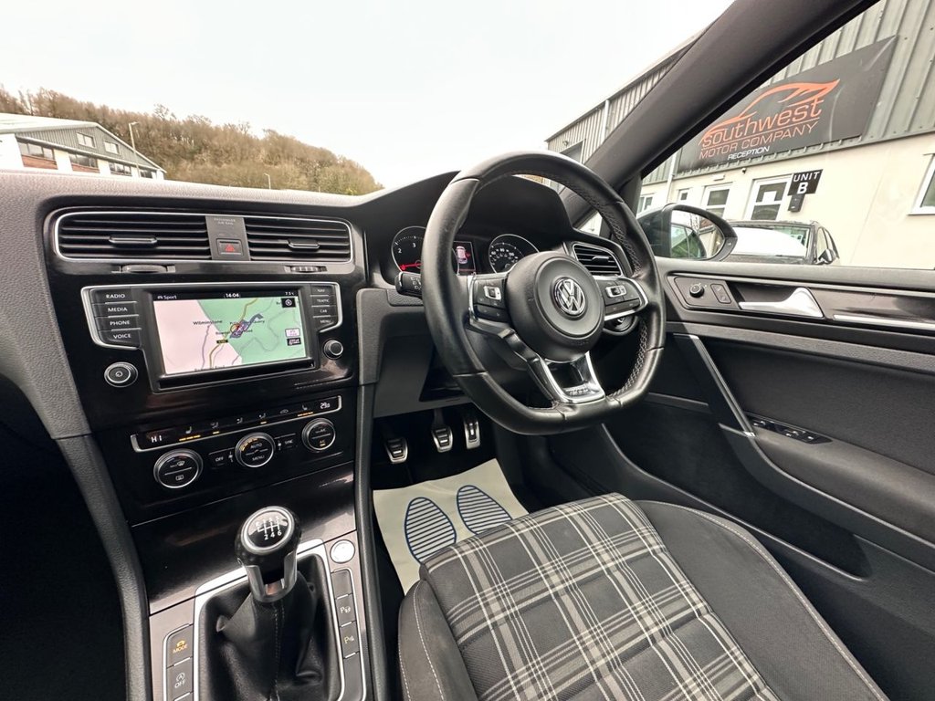 Used Volkswagen Golf 2016 for sale - 77594297: Photo 20