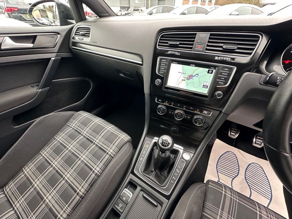 Used Volkswagen Golf 2016 for sale - 77594297: Photo 21