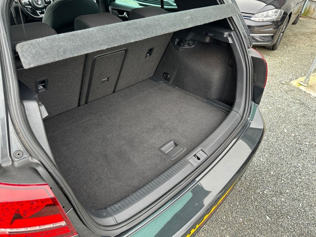 Used Volkswagen Golf 2016 for sale - 77594297: Photo 35