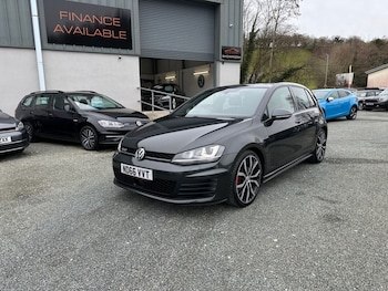 Used Volkswagen Golf 2016 for sale - 77594297: Photo