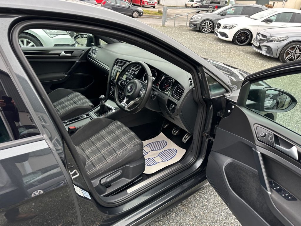 Used Volkswagen Golf 2016 for sale - 77594297: Photo 9