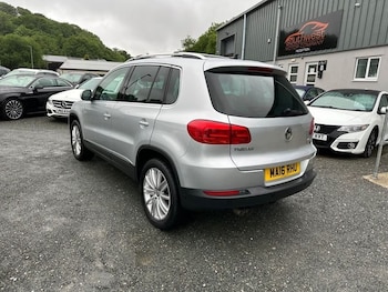 Used Volkswagen Tiguan 2016 for sale - 76035008: Photo 4