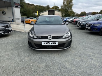 Used Volkswagen Golf 2015 for sale - 76291555: Photo 2