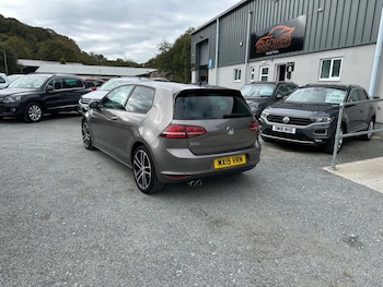 Used Volkswagen Golf 2015 for sale - 76291555: Photo 4