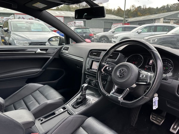 Used Volkswagen Golf 2015 for sale - 76291555: Photo 9