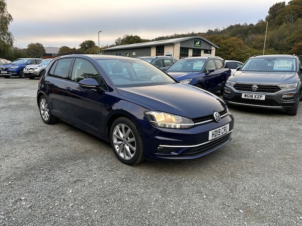 Used Volkswagen Golf 2019 for sale - 76279795: Photo 1