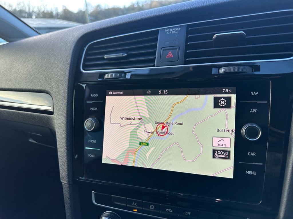 Used Volkswagen Golf 2019 for sale - 76279795: Photo 23