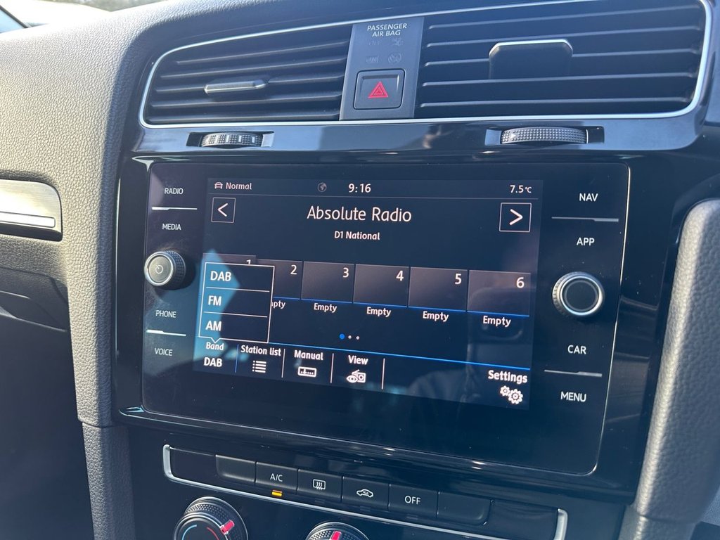 Used Volkswagen Golf 2019 for sale - 76279795: Photo 24