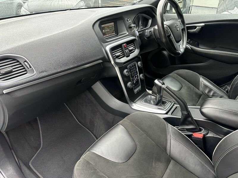 Used Volvo V40 2016 for sale - 76035015: Photo 13