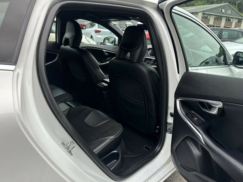 Used Volvo V40 2016 for sale - 76035015: Photo 18