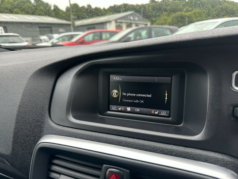 Used Volvo V40 2016 for sale - 76035015: Photo 27